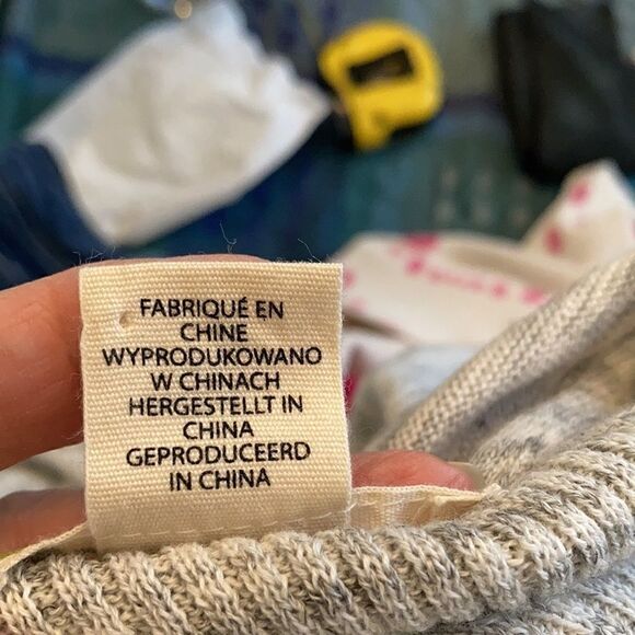 Dakini NWOT szXS heathered grey LS hoodie w/ front pockets & thumb hole sleeves - Picture 10 of 13